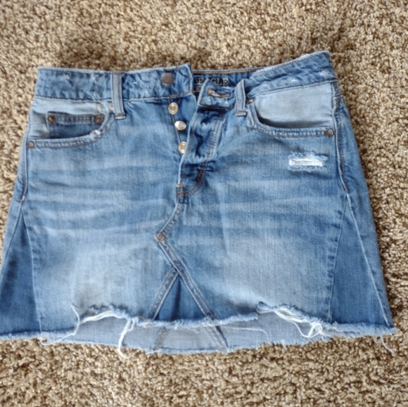 American Eagle Button Fly Distressed Denim Jean Skirt Size 4 - Picture 7 of 8